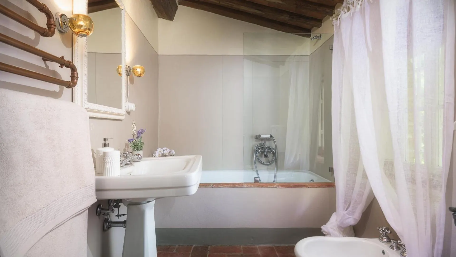 Villa Marra Sant'Anna   Sant'Anna (Tuscany)